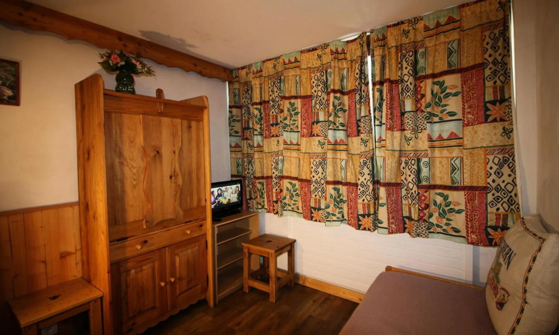 Residence Palafour - Petit Studio 2 - Nord Vue Montagne Mae-3803 蒂涅 公寓式酒店